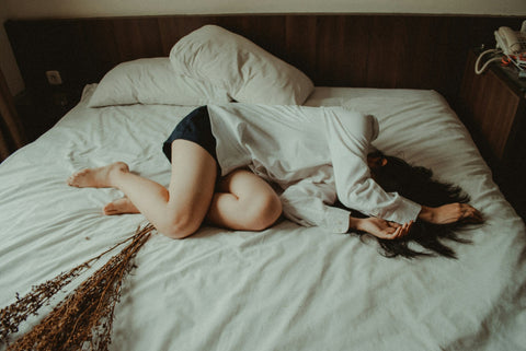 Woman in Distress - Why Can't I Get Comfortable in Bed